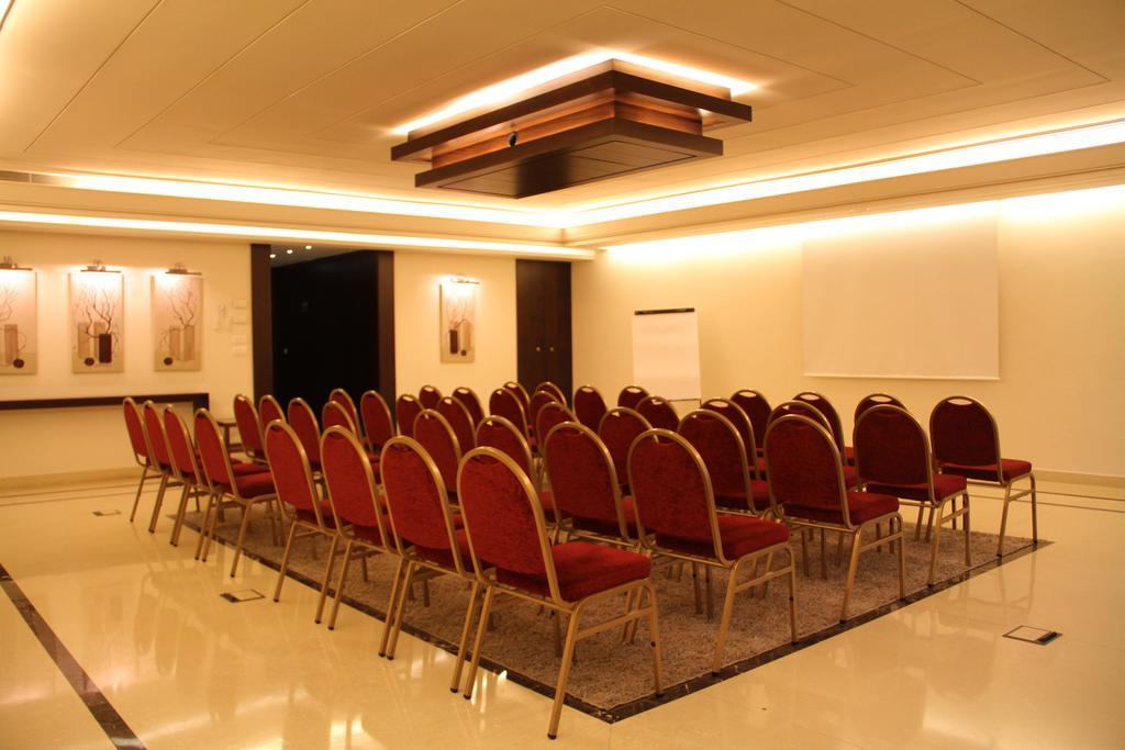 Markazia Suites Beirut Bagian luar foto