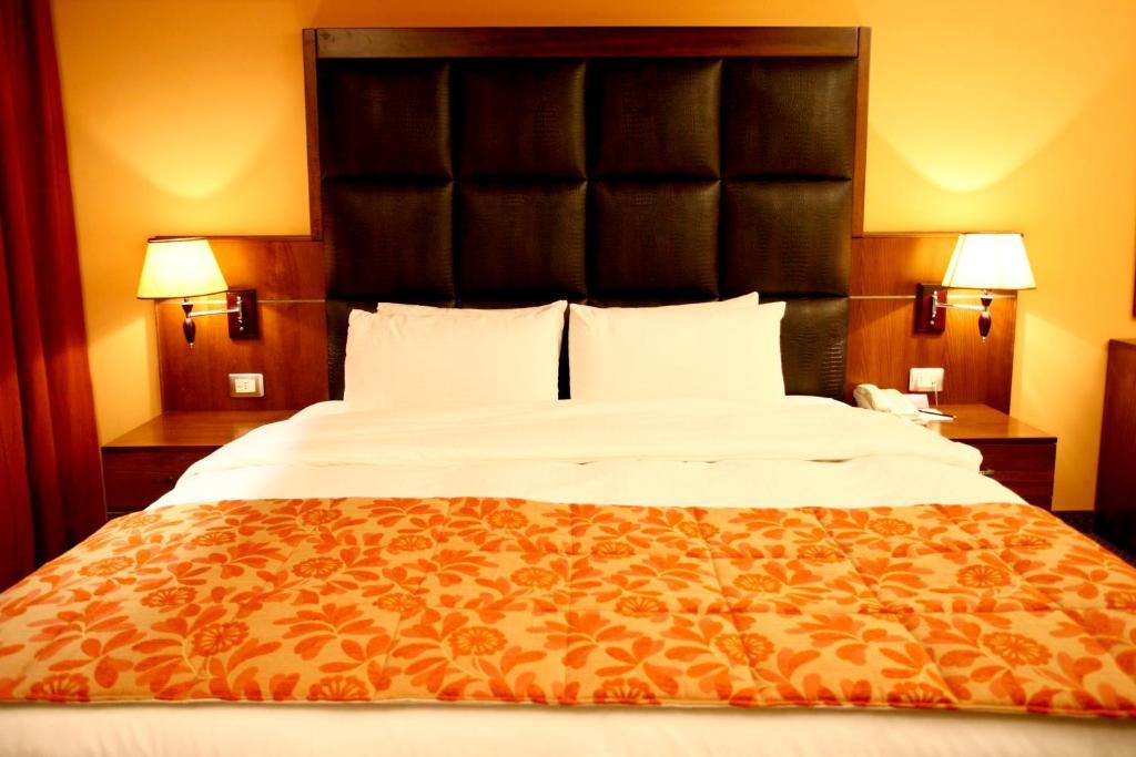 Markazia Suites Beirut Bagian luar foto