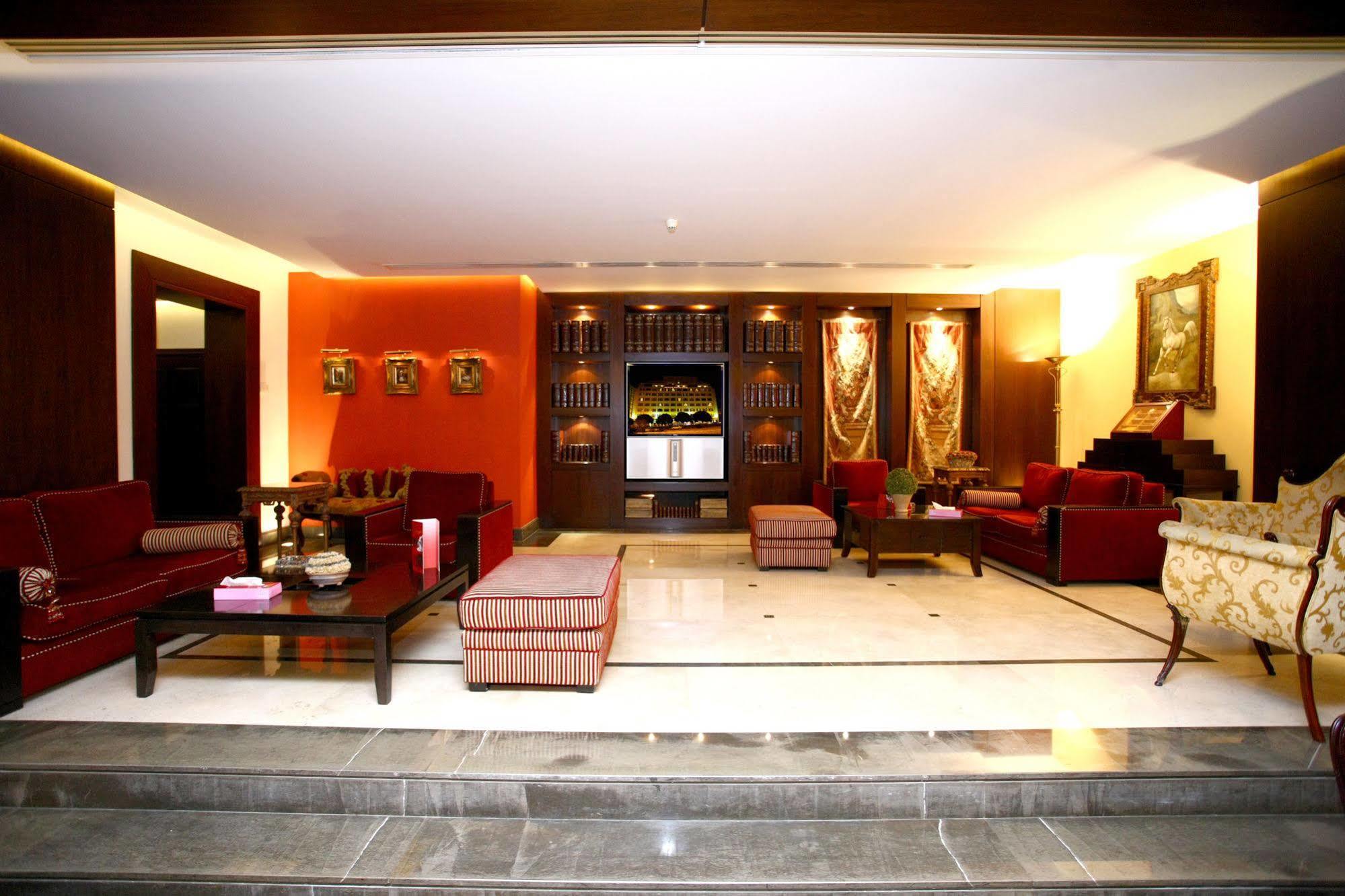 Markazia Suites Beirut Bagian luar foto
